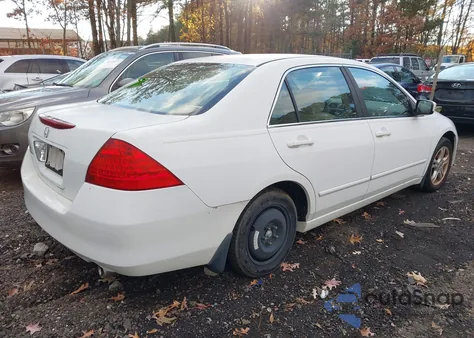 2007 Honda Accord 2.4 Se из США, поврежденный, VIN JHMCM56387C012145